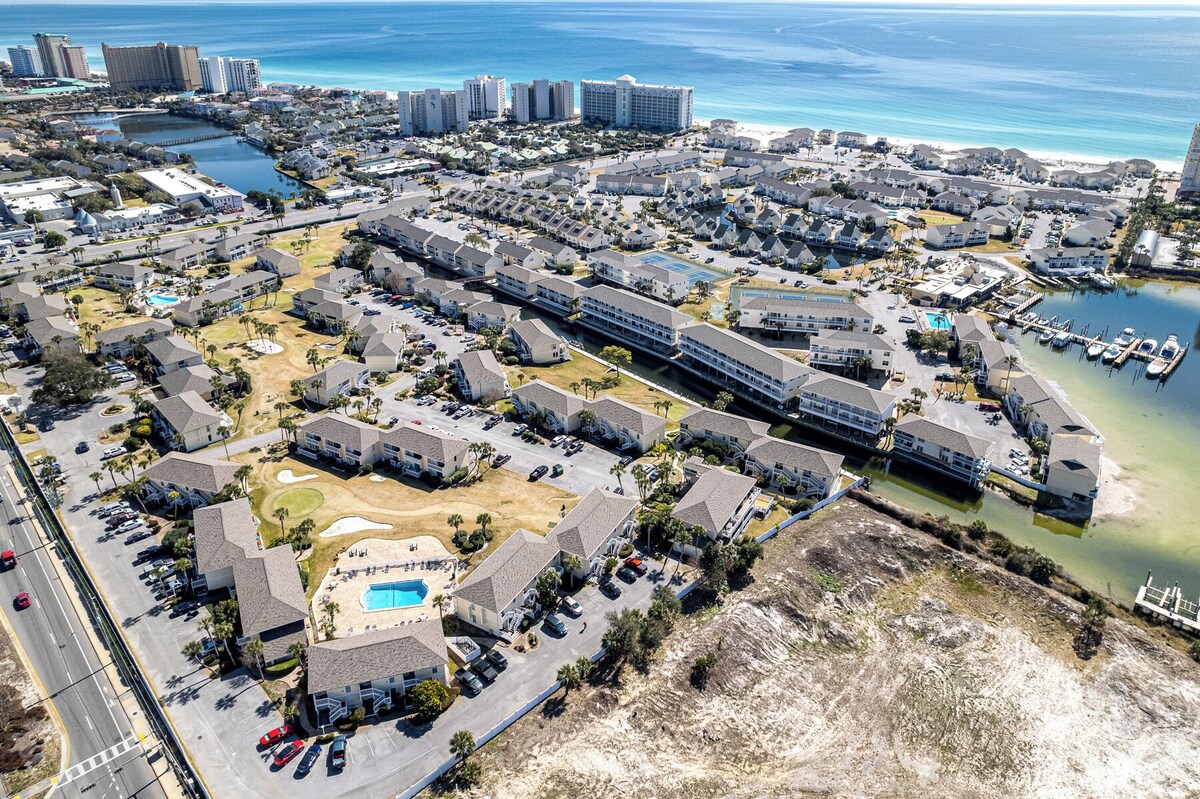 Photo 70 of SPC 4203 Dog Friendly 1 BR with Free Beach Service for 2