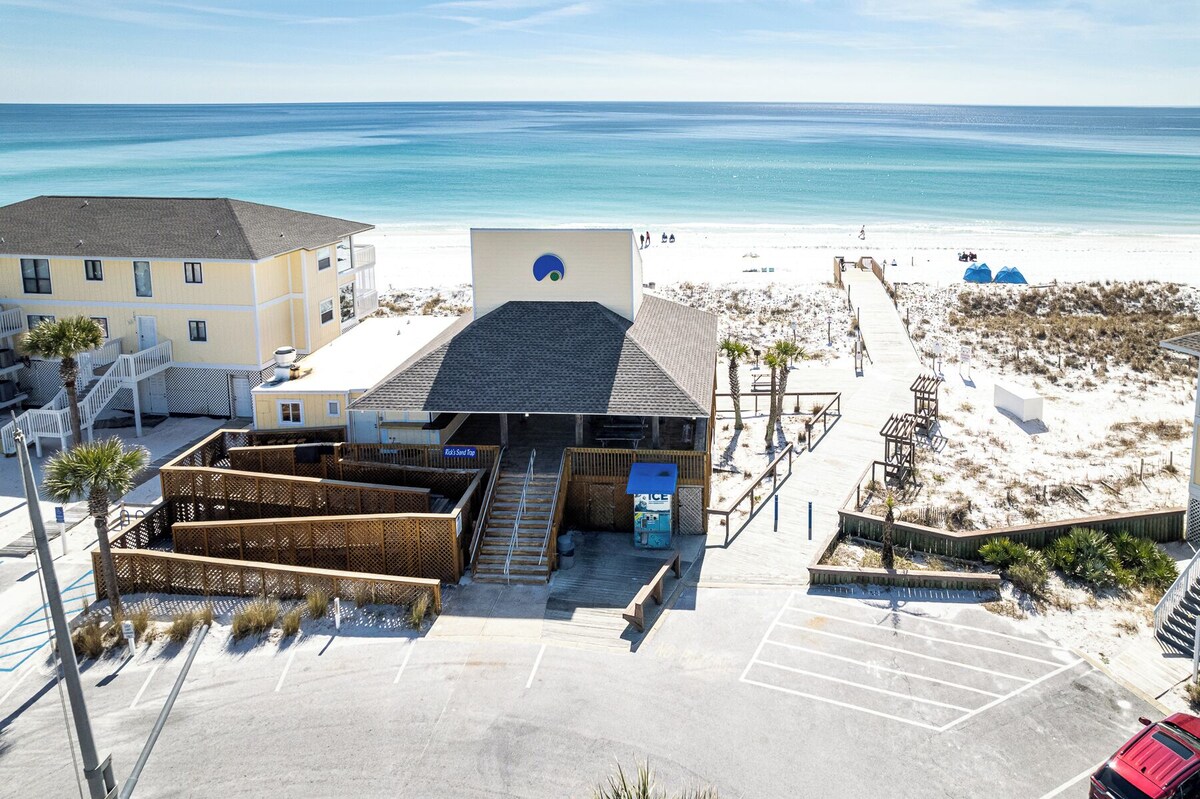 Photo 60 of SPC 4203 Dog Friendly 1 BR with Free Beach Service for 2