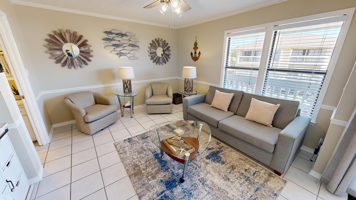 Photo 3 of SPC 4203 Dog Friendly 1 BR with Free Beach Service for 2