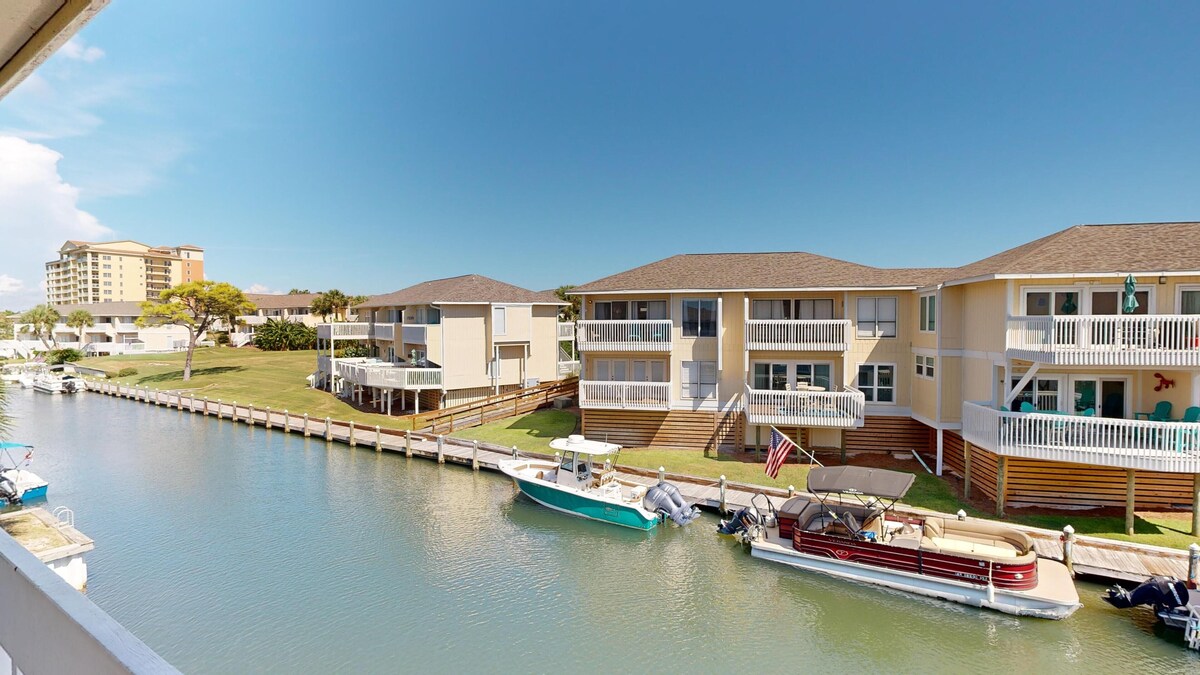 Photo 18 of SPC 4203 Dog Friendly 1 BR with Free Beach Service for 2