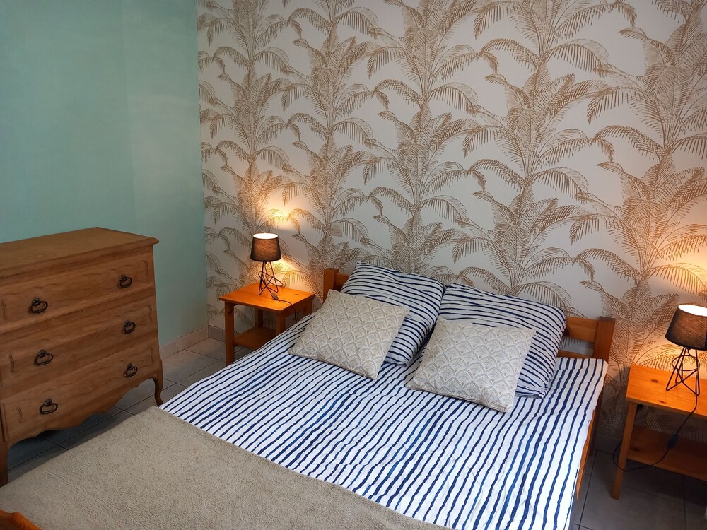 Ferme de la Porte en Aix AixenIssart Vrbo