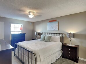 1 bedroom, iron/ironing board, WiFi, bed sheets - Horizon South #76E | near beach access (Panama City Beach)