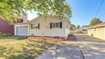 Cottage (3 Bedrooms) | Interior