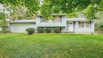 House (3 Bedrooms) | Front of property