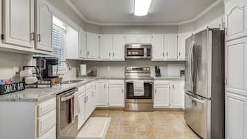 Rumah (3 Bedrooms) | Interior