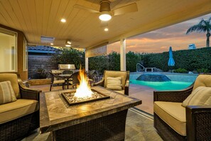 Terrace/patio - El Dorado: Tennis Paradise, Heated Pool, Spa, BBQ (Indian Wells)