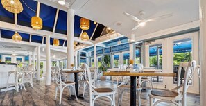 Dining - H-247 - Second Floor With Lake and Fountain View (Naples)