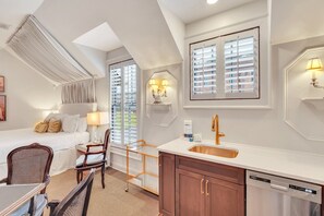 1 chambre, fer et planche Ă repasser, Wi-Fi gratuit, draps fournis