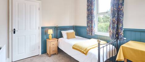 3 camere, una scrivania, ferro/asse da stiro, Wi-Fi