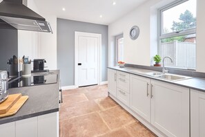 Fridge, microwave, oven, stovetop - Host & Stay | The Beeches (Hayton)