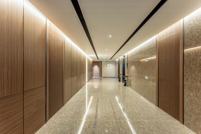 Holiday Inn Express Taizhou City Center by IHG