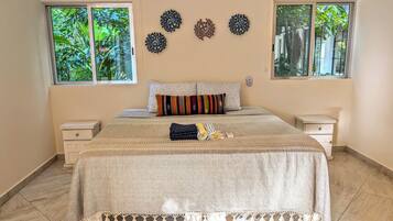 4 bedrooms, desk, iron/ironing board, travel crib