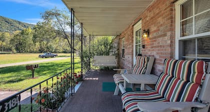 Panoramic Paradise - Best View Of Seneca Rocks 3 Bedroom Cottage