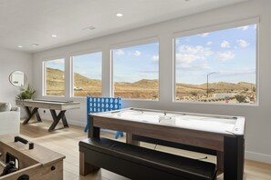Townhome - flera sovrum | Spelrum