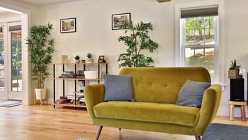 House, 4 Bedrooms | Interior