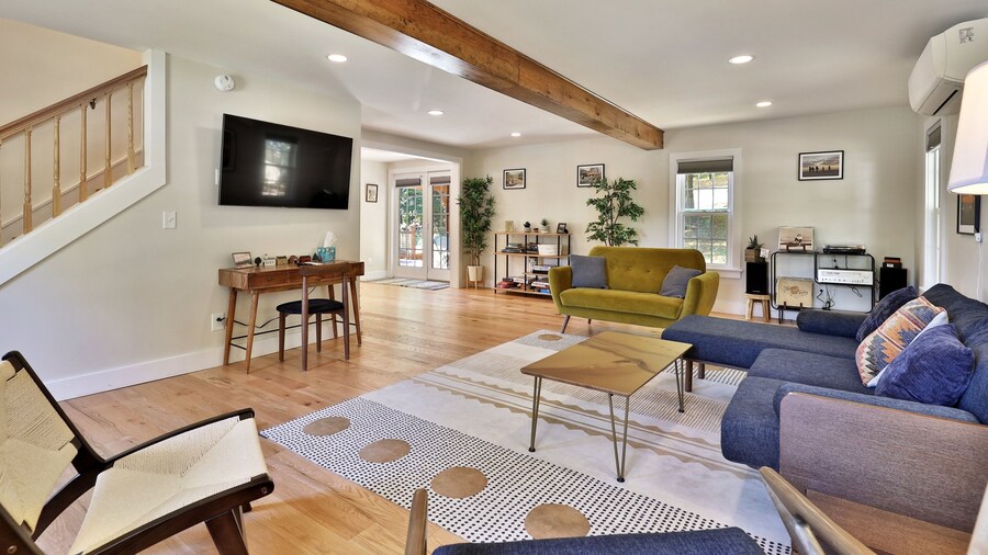 The Family Retreat At Bomoseen 4 Bedroom Home