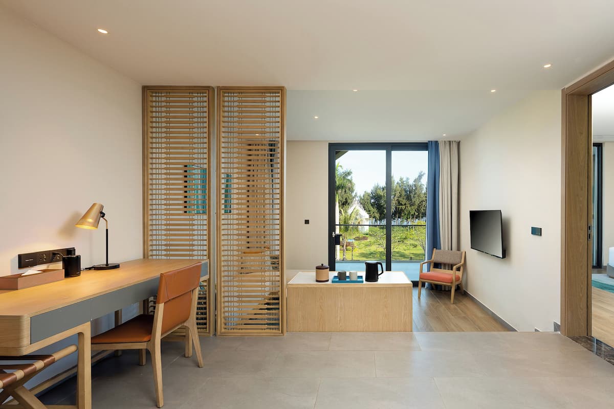 In-room safe, desk, laptop workspace, blackout drapes