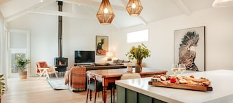 Dorothea - beautiful house in the heart of Trentham