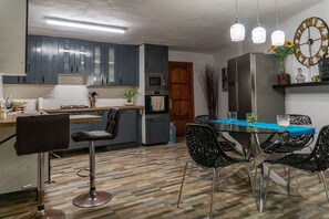 Dining - Casa Lola by The Ocean Rentals (Los Realejos)