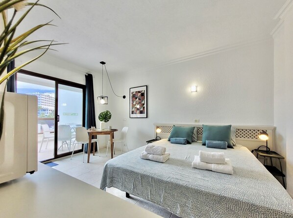 1 Schlafzimmer, Bügeleisen/Bügelbrett