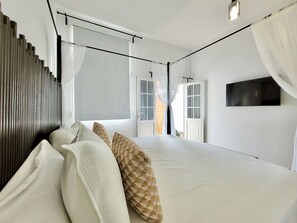 1 slaapkamer, een strijkplank/strijkijzer
