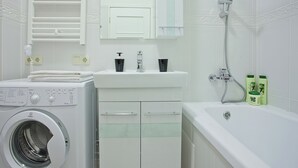 Apartment | Bathroom - Minsk Apartments on Zakharova str  (Minsk)