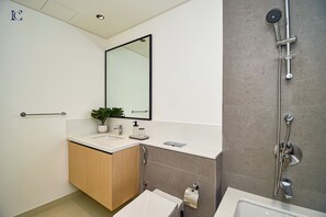Standard Apartment | Bathroom | Slippers, towels - 2bedroom Apt in Burj Crown (Dubai)