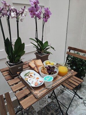 Outdoor dining - Entire apartment  (Bari)