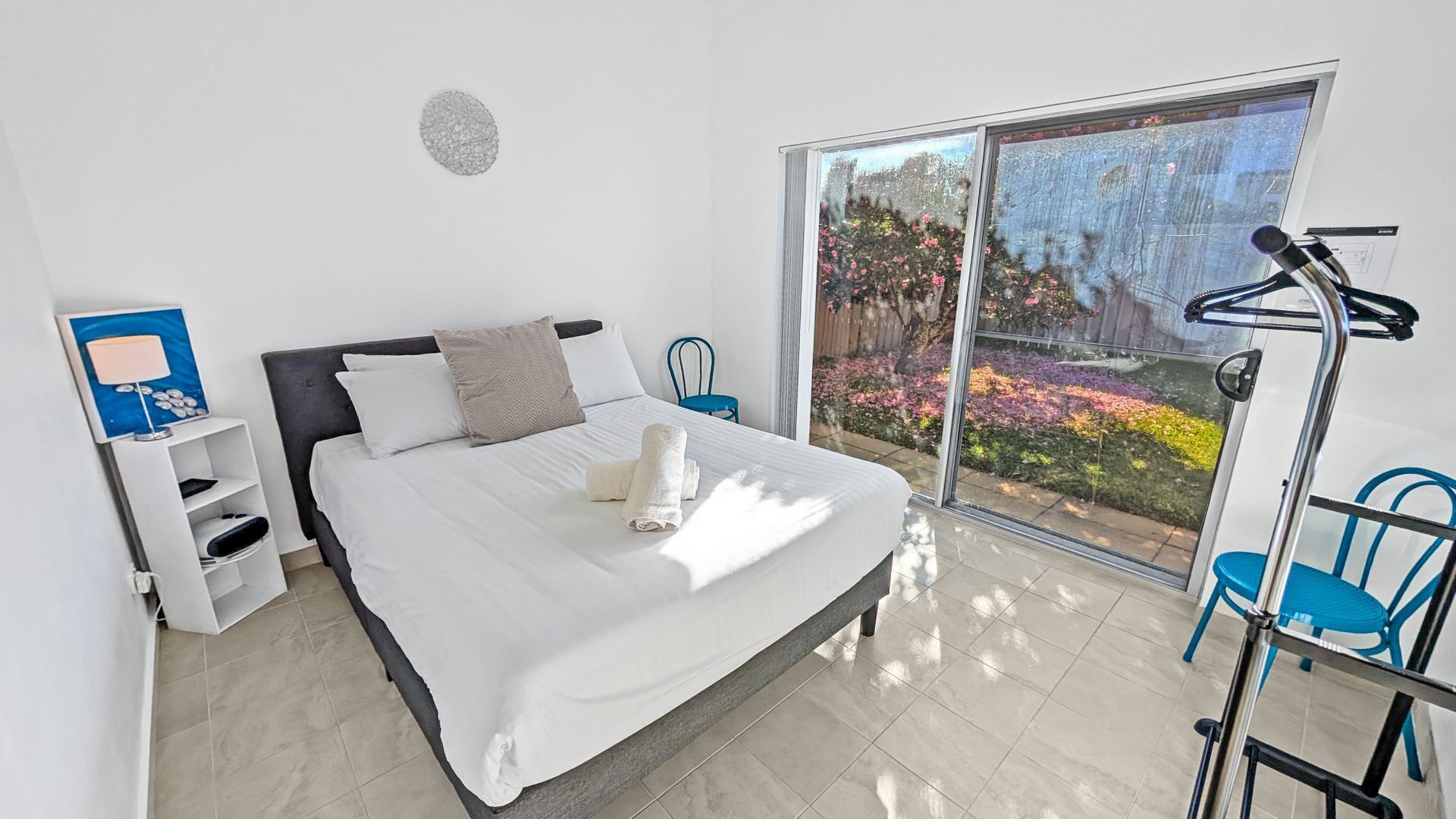 2 chambres, fer et planche à repasser, Wi-Fi gratuit, draps fournis