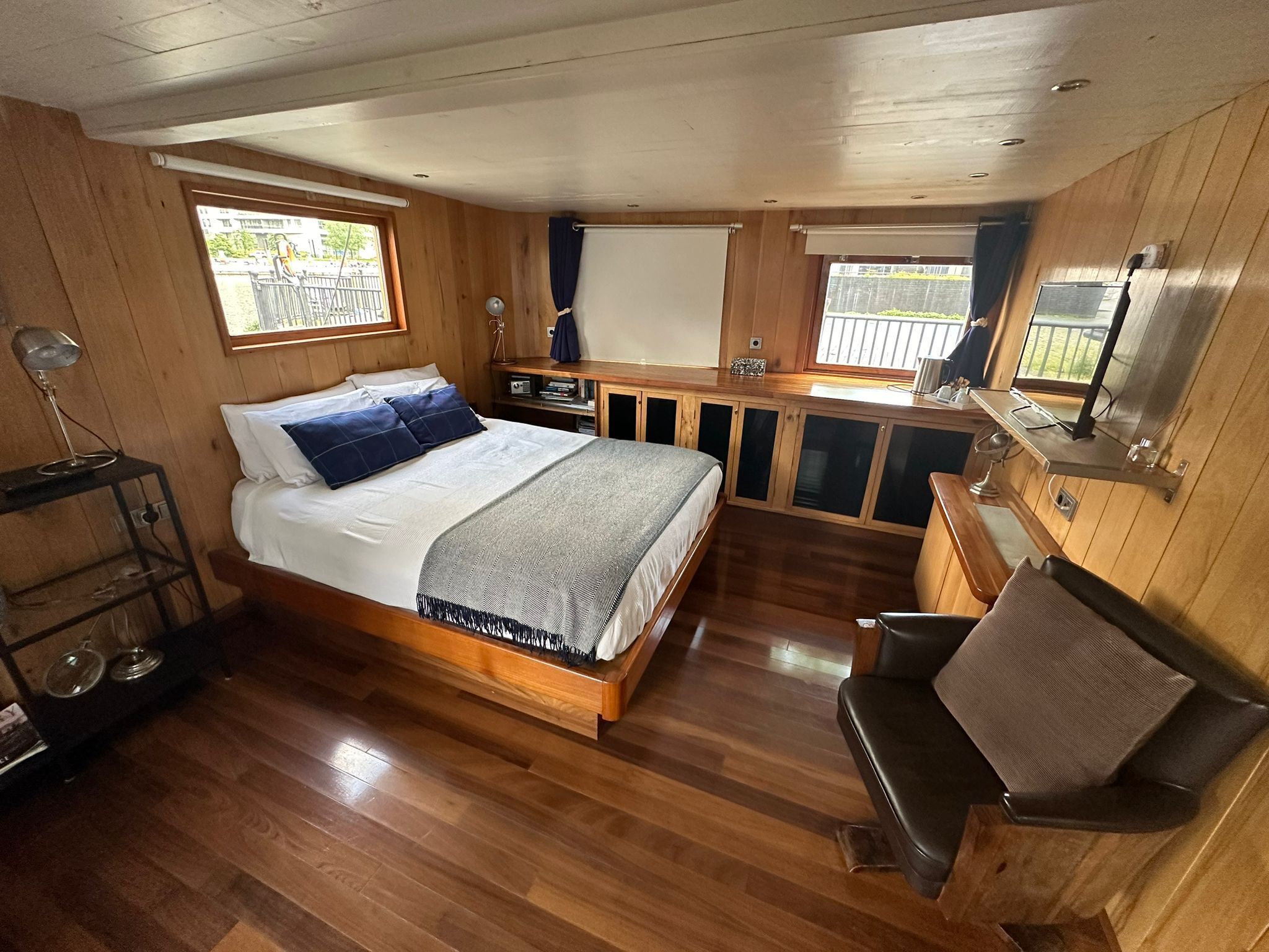 Family Suite | In-room safe, free WiFi, bed sheets