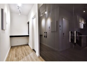 Interior - Fabulous Castle Loft Suite (Montreal)