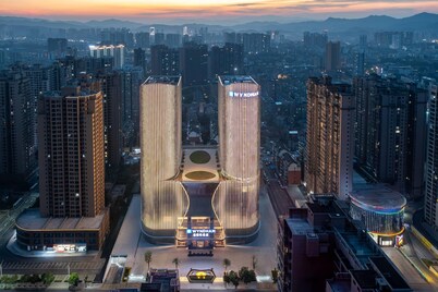 Wyndham Huaihua South