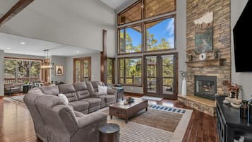 Smart TV, videojuegos y tenis de mesa