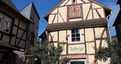 5 room house on the Moselle in picturesque Neef