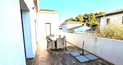 Appt 3 stars, view on bassin de Thau Terr 30 m² Pets accepted