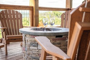 Property grounds - *Luxurious 5BD Lodge w/ POOL! Hot Tub + Theater!* (Sevierville)