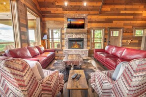 TV, fireplace, video games - *Luxurious 5BD Lodge w/ POOL! Hot Tub + Theater!* (Sevierville)