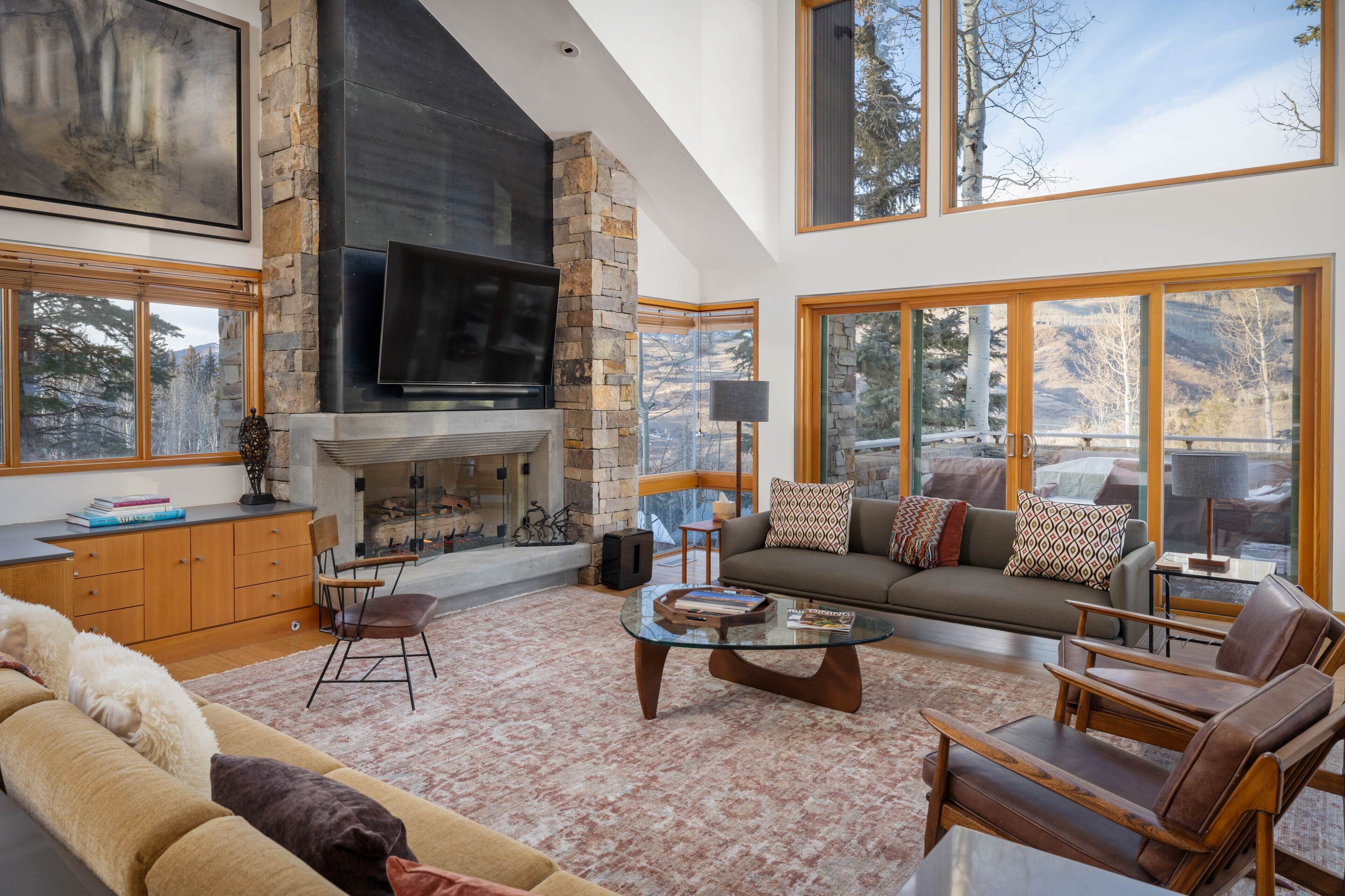 Smart TV, fireplace, table tennis, books