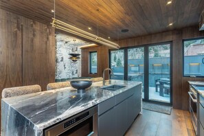Fridge, microwave, oven, stovetop - Meribel Penthouse by Curate Telluride- Lux Home in Town, Views, Grill, Updated (Telluride)