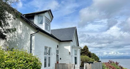 St Abbs - a coastal villa with spectacular sea views