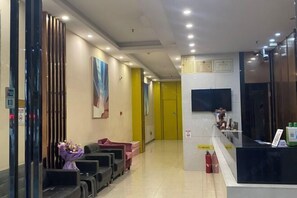 Lobby - yixijiudian (Baise)