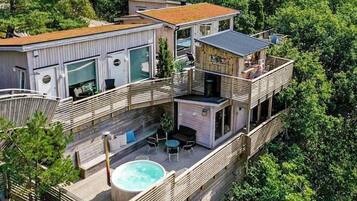 House | Pool