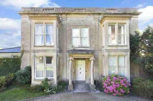 Spacious Georgian Apartment - Central Frome