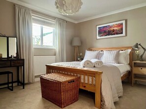 2 bedrooms, iron/ironing board, travel crib, WiFi - Leaze Garden Cottage - Frome (Somerset)
