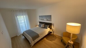 2 quartos, escrivaninha, Wi-Fi de cortesia, roupa de cama