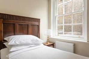 3 soverom, strykejern/-brett, reiseseng for barn og wi-fi (inkludert)