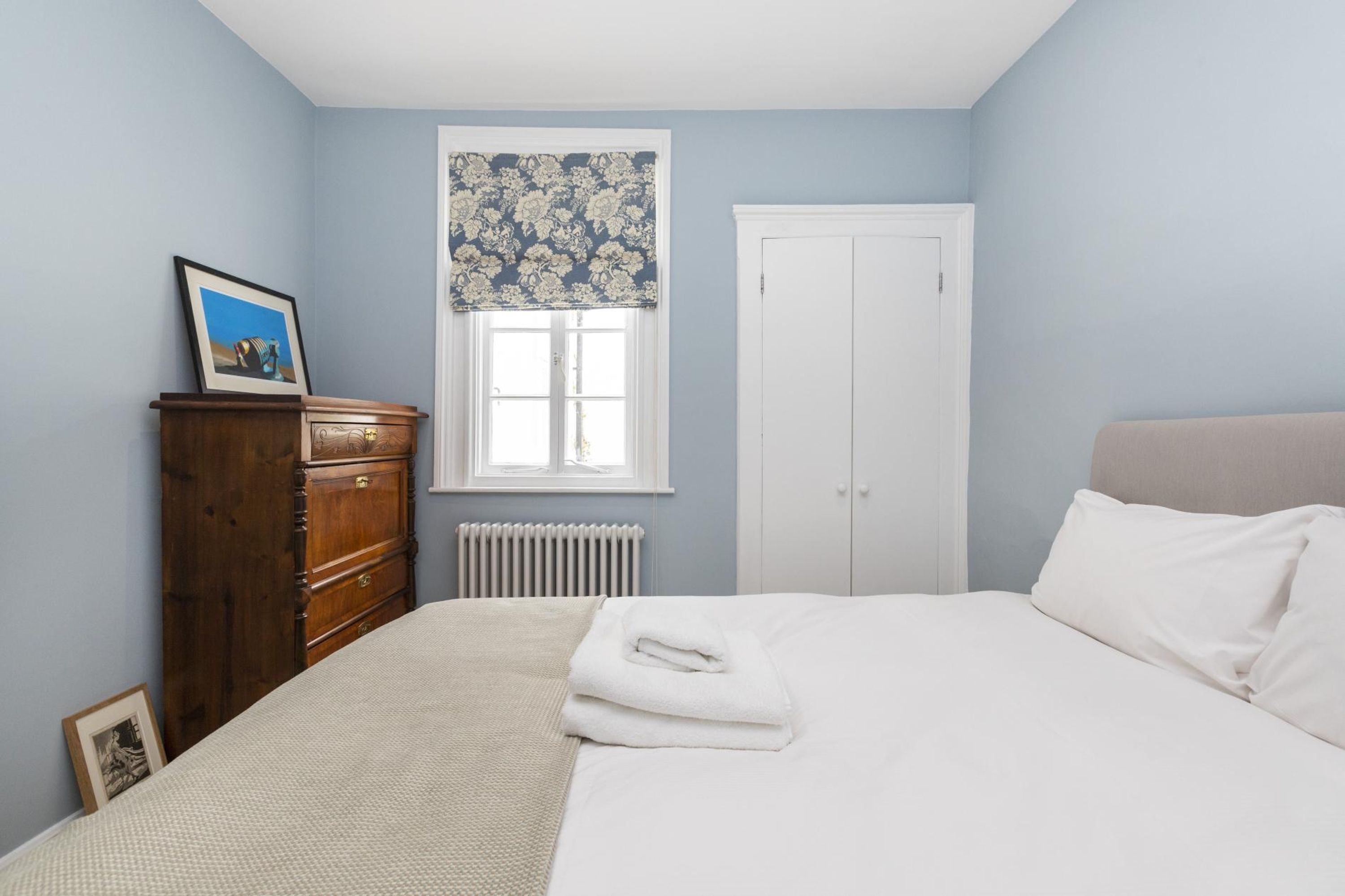 3 soverom, strykejern/-brett, reiseseng for barn og wi-fi (inkludert)