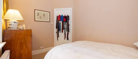 3 Schlafzimmer, Bügeleisen/Bügelbrett, Reisekinderbett, kostenloses WLAN