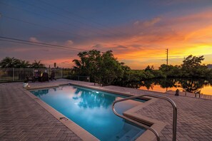 Pool - Beautiful Sunsets/Waterfront/Kayaks/Ping Pong (Hernando Beach)