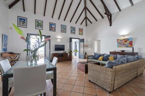 Interior - Villa Belle Etoile - Three Bedroom Villa, Sleeps 10 (Le Vauclin)